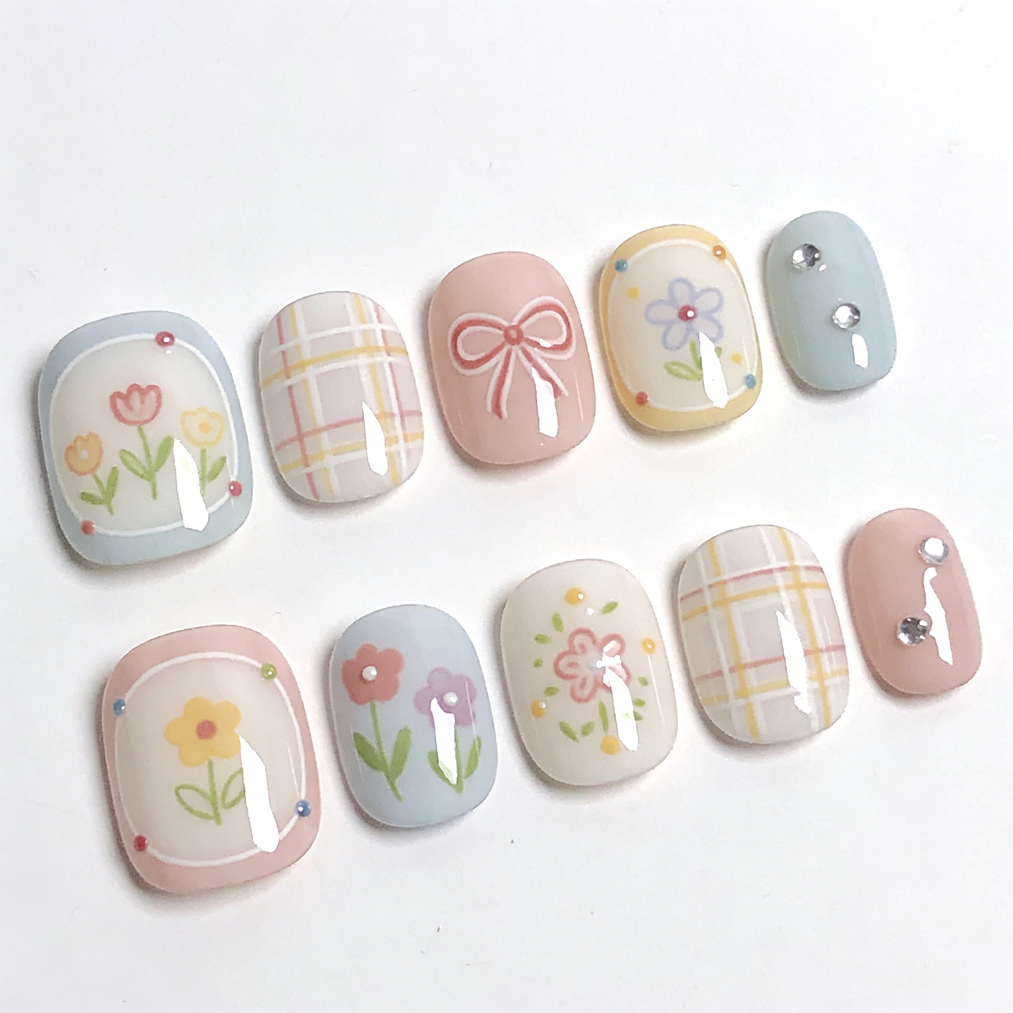 Pastel Floral & Plaid Press-On Nails